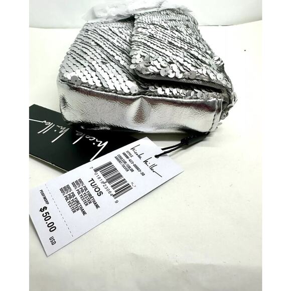 Nicole Miller Silver Sequin Chain Strap Crossbody Small Bag Purse Card Slots NWT - Picture 2 of 3